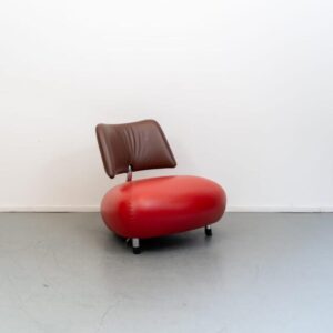 Leolux Pallone fauteuils in de kleurstelling rood/bruin