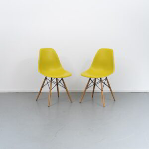 Vitra Eames DSR-stoel Mosterd Groen - Esdoornhout (kopie)