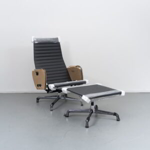 Vitra Eames EA 124 + 125 Set Zwart Leer - Chroom