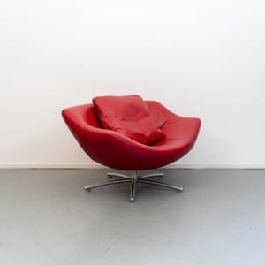 Label Gigi draaifauteuil Rood leder + bijpassend kussen