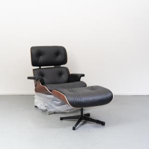 Vitra Eames Lounge Chair & Ottoman Palisander - Chroom/Zwart