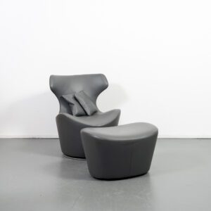 B&B Italia Piccola Papilio Fauteuil + Hocker Grijs Leer