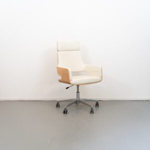 Thonet S845 DRWE bureaustoel Berken fineer Creme Leer