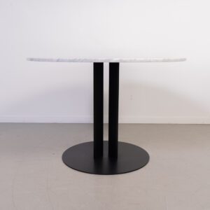 Normann Copenhagen Tafel Scala Marmer 110 cm onderstel Zwart