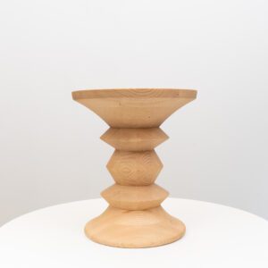 Vitra Eames Stool A - Massief Kastanjehout