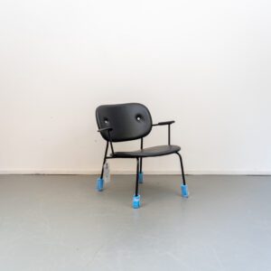 Audo Copenhagen Co Lounge Chair Zwart Eiken