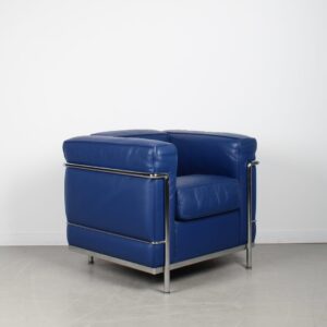 Cassina LC2 Le Corbusier Fauteuil Blauw Leer – Chroom