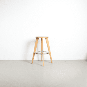 Vitra Jean Prouve Tabouret Haut Kruk – Eikenhout