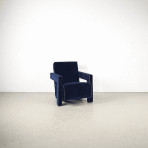 Cassina Utrecht Chair type 637 Prussia – Stof