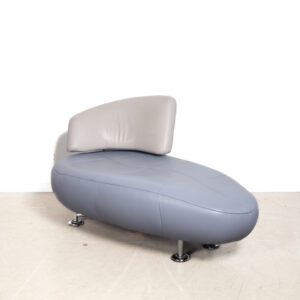 Leolux Kikko chaise lounge in lichtblauw / grijsblauw