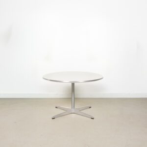 Fritz Hansen A222 Tafel Wit Ø75 cm