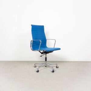 Vitra EA 119 Bureaustoel Blauw Hopsak – Chroom Onderstel